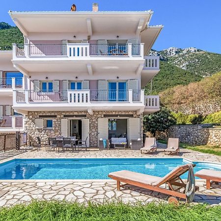 Villa Aeropi Nikiana Exterior photo